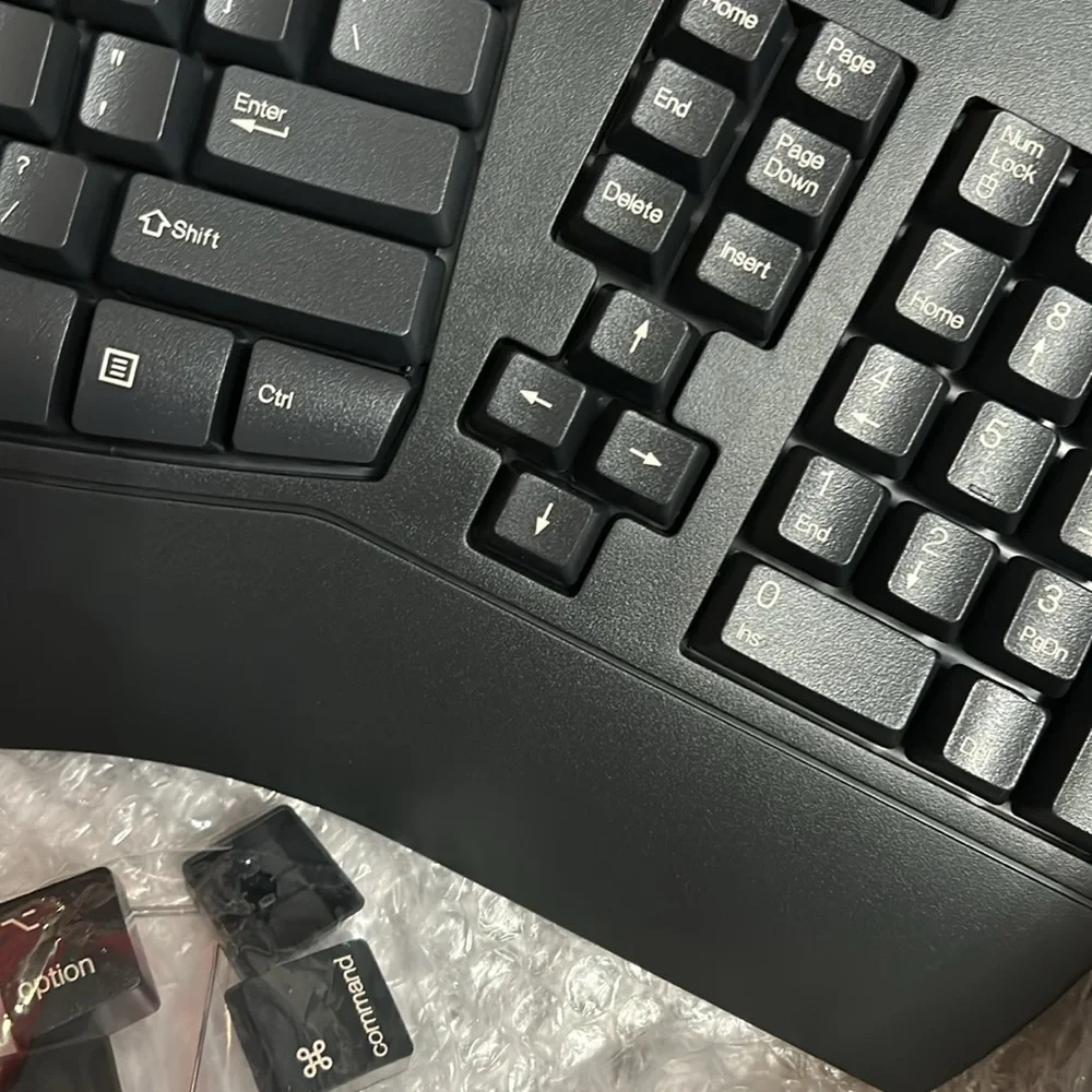 Perixx Periboard-612 wireless ergonomic split keyboard ⌨️